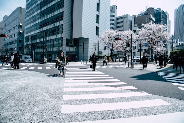 沙坪坝为何勤工俭学对在日本的留学生的职业生涯至关重要？